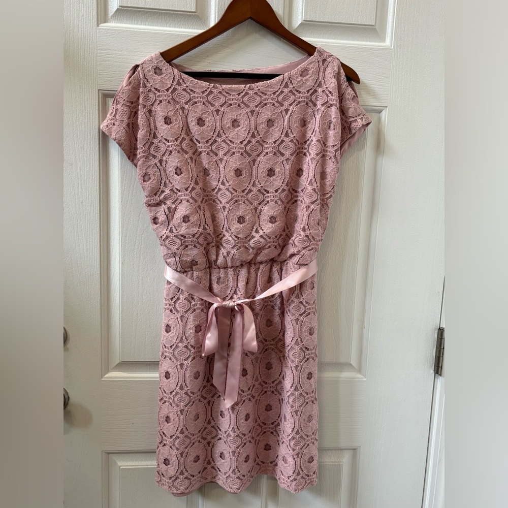 Melonie T Light Pink Lacy Dress With A Ribbon Belt Slit Shoulder Size 10